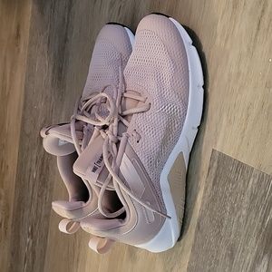 Nike Training Women's 9.5